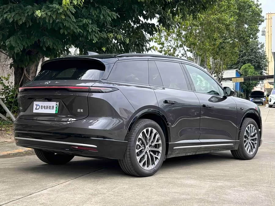 NIO ES6