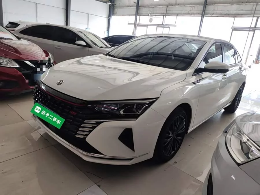 Dongfeng Yixuan MAX