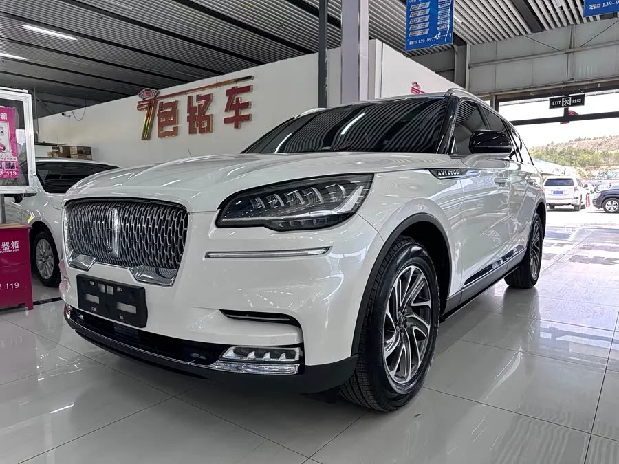 Lincoln Aviator