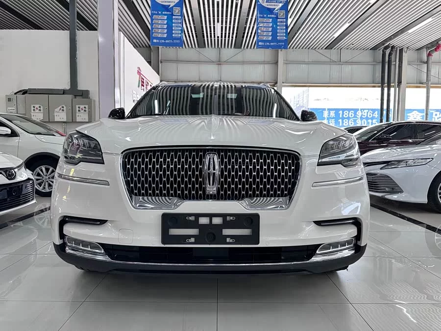 Lincoln Aviator