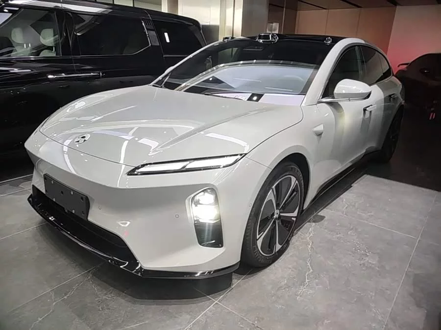 NIO ET5T