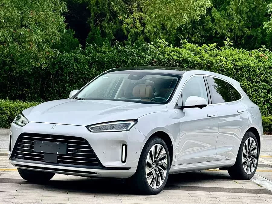 AITO Wenjie M5