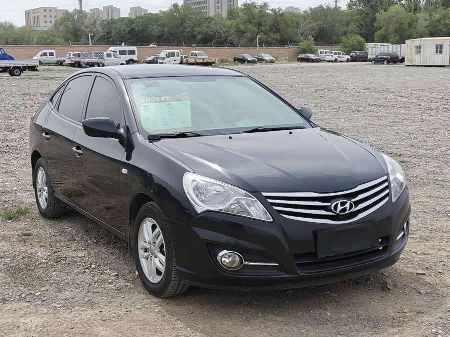Hyundai Elantra / Celesta