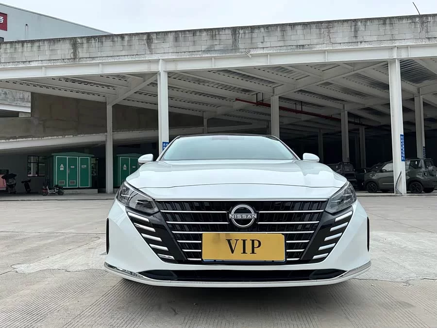 Nissan Teana