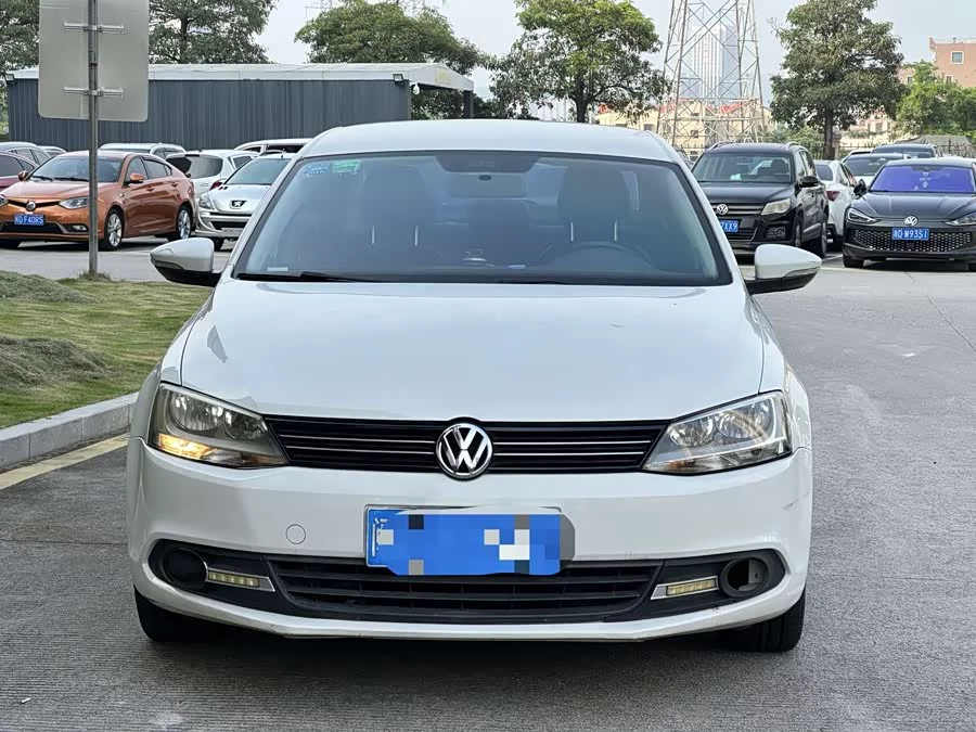 Volkswagen Sagitar