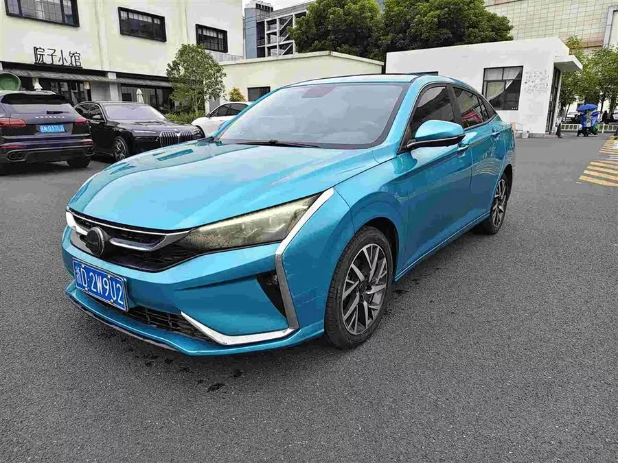 Dongfeng Yixuan