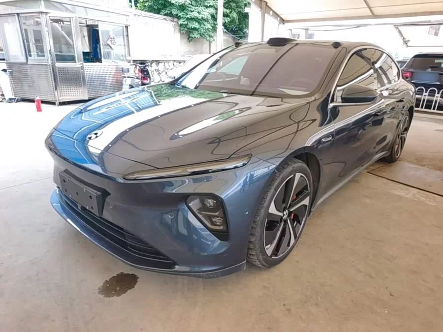 NIO ET7