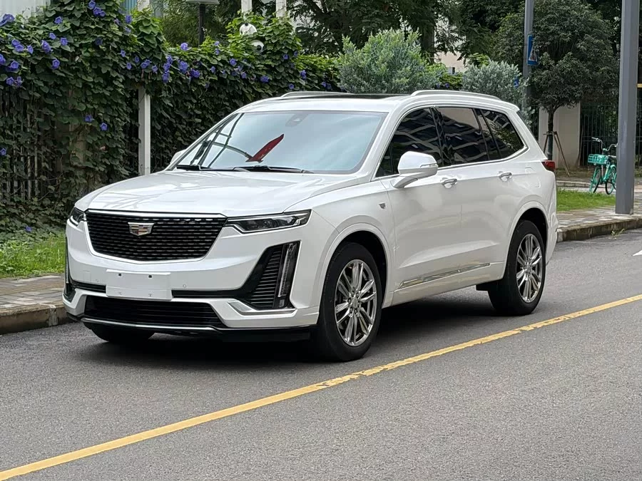 Cadillac XT6