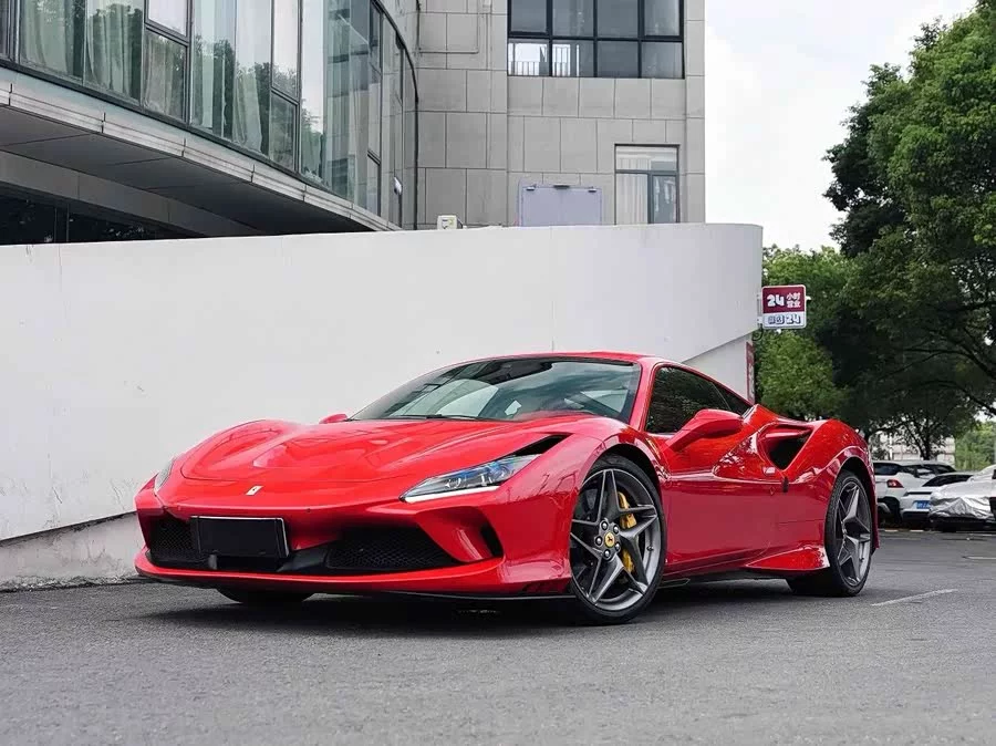 Ferrari F8