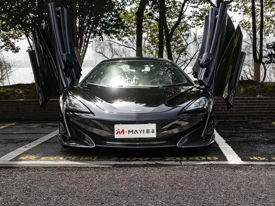McLaren 570
