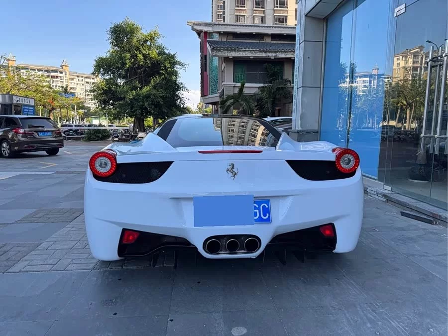 Ferrari 458