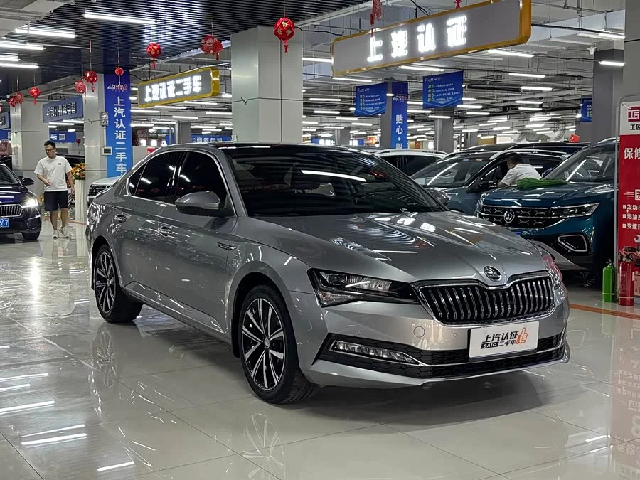 Skoda SuperB