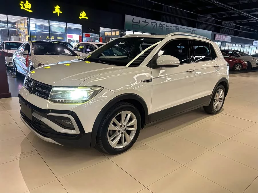 Volkswagen T-Cross (Tukai)