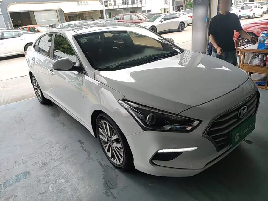 Hyundai Mistra