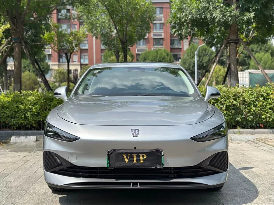 Roewe D7