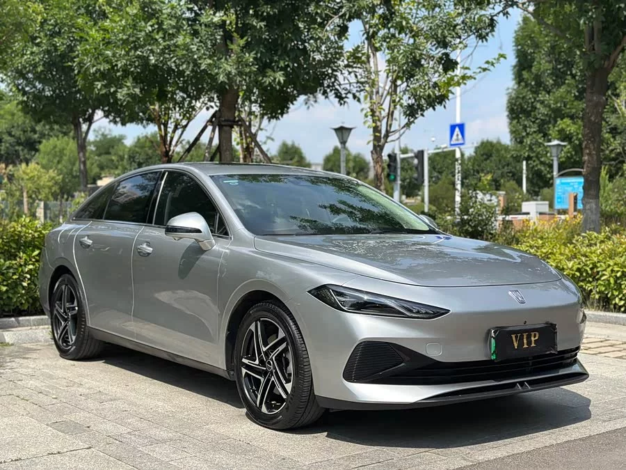 Roewe D7