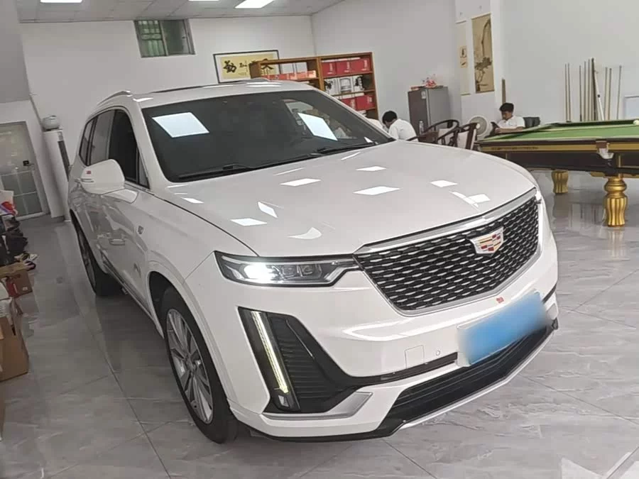Cadillac XT6