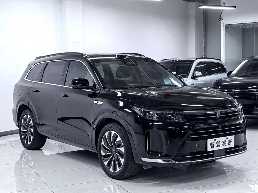 AITO Wenjie M7