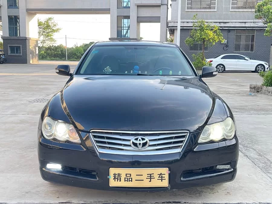 Toyota Reiz