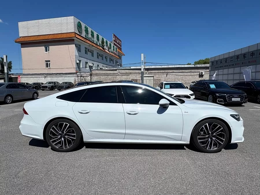 Audi A7