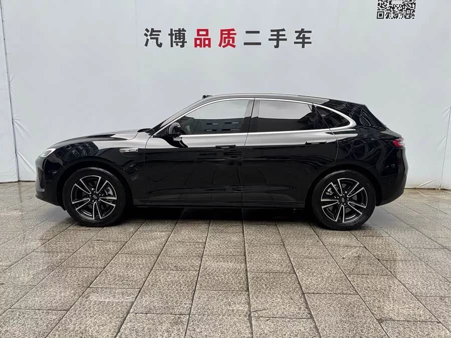 AITO Wenjie M5