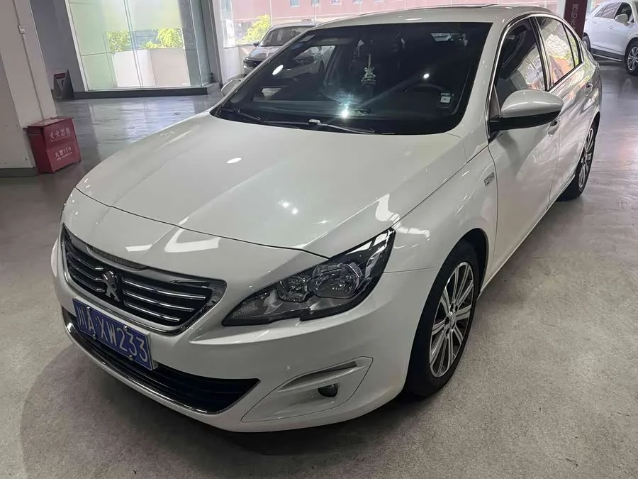 Peugeot 408