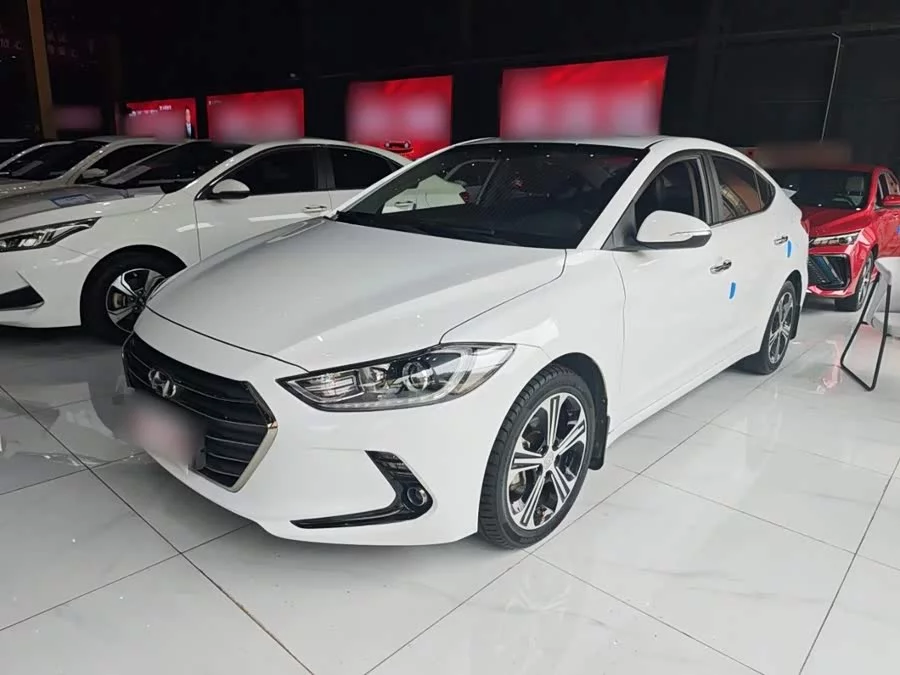 Hyundai elantra