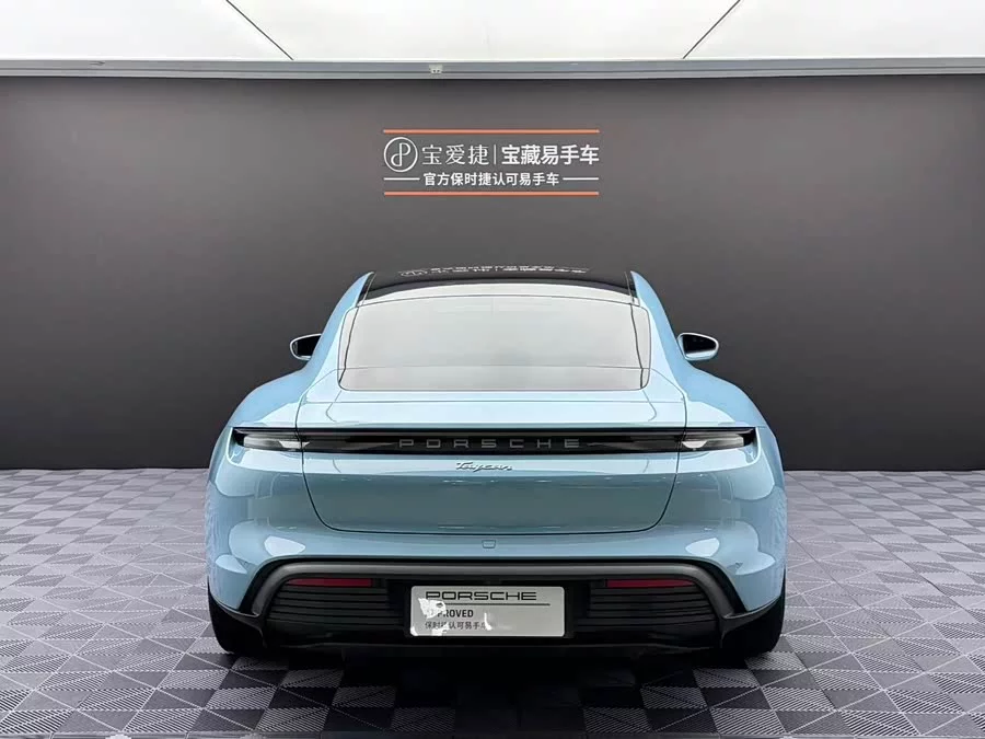 Porsche Taycan