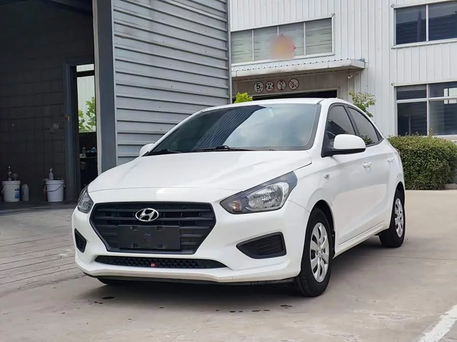 Hyundai Rena