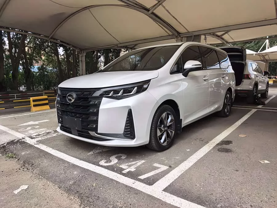 GAC Trumpchi M6