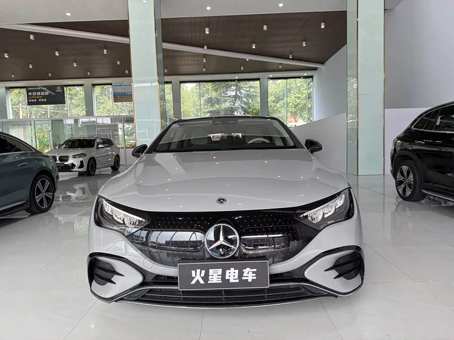 Mercedes Benz EQE
