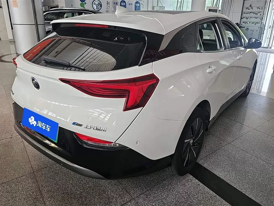 Buick Weilan 6