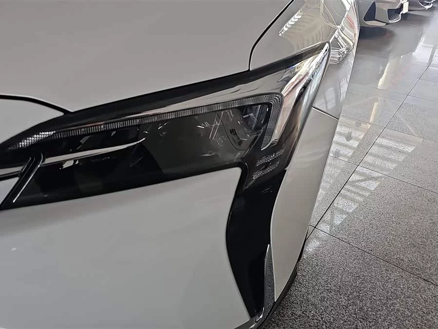 Buick Weilan 6