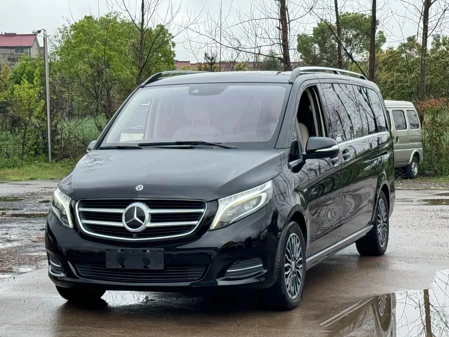 Mercedes Benz Class V