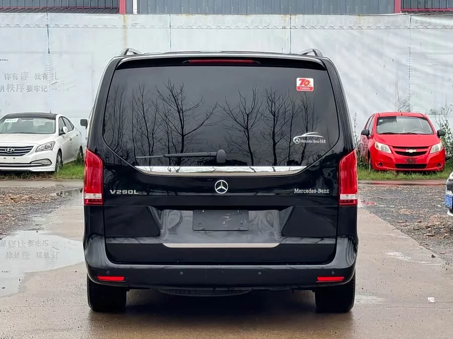 Mercedes Benz Class V