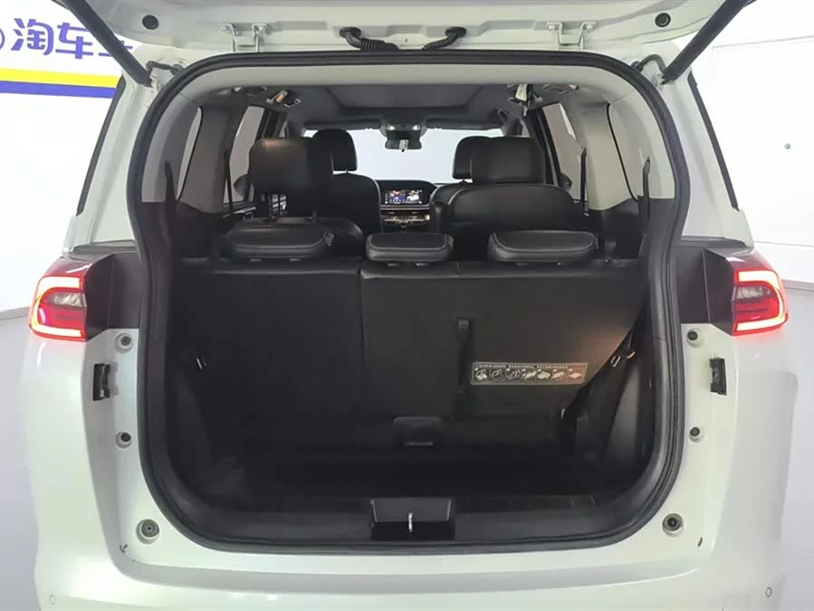 GAC Trumpchi M6