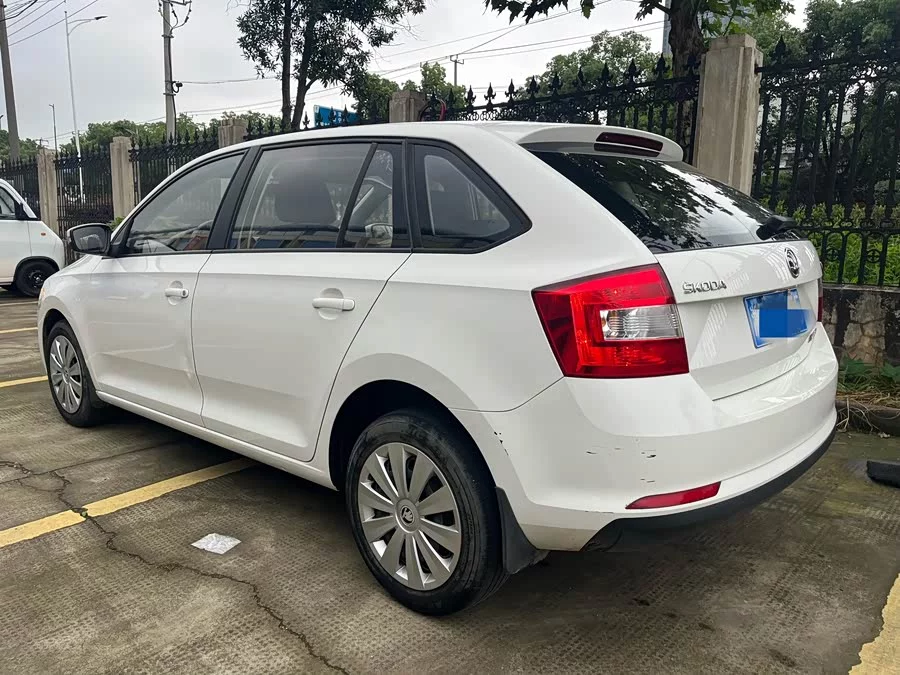 Skoda Rapid