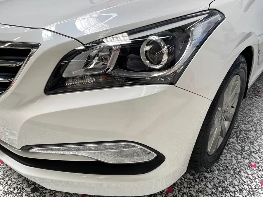 Hyundai Mistra