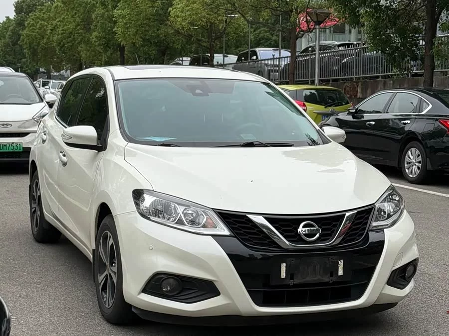 Nissan Tiida