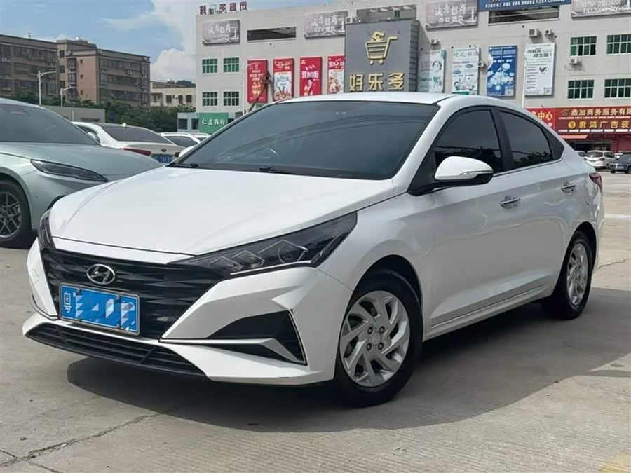 Hyundai Elantra / Celesta