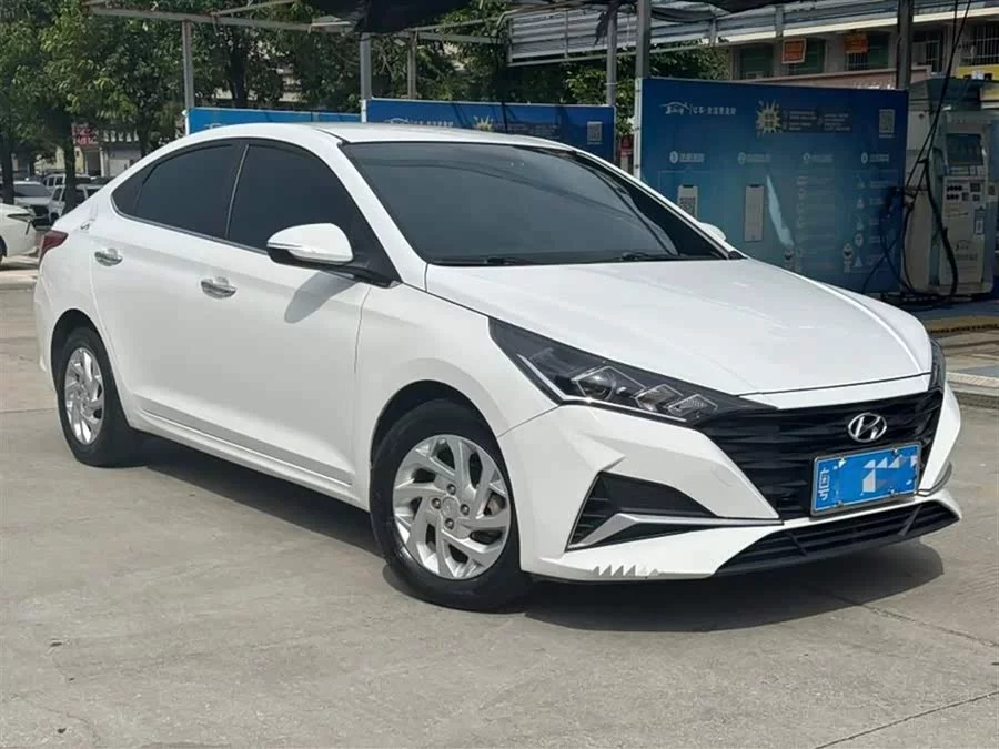 Hyundai Elantra / Celesta