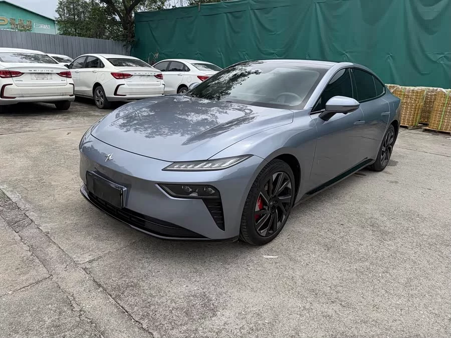 Dongfeng eπ007