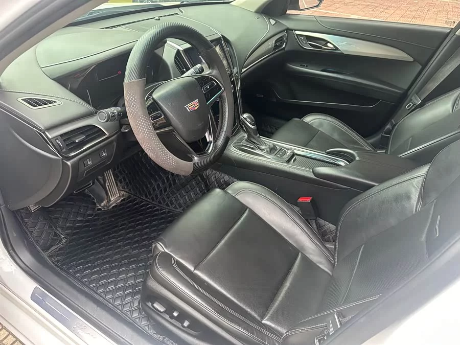 Cadillac ATS-L