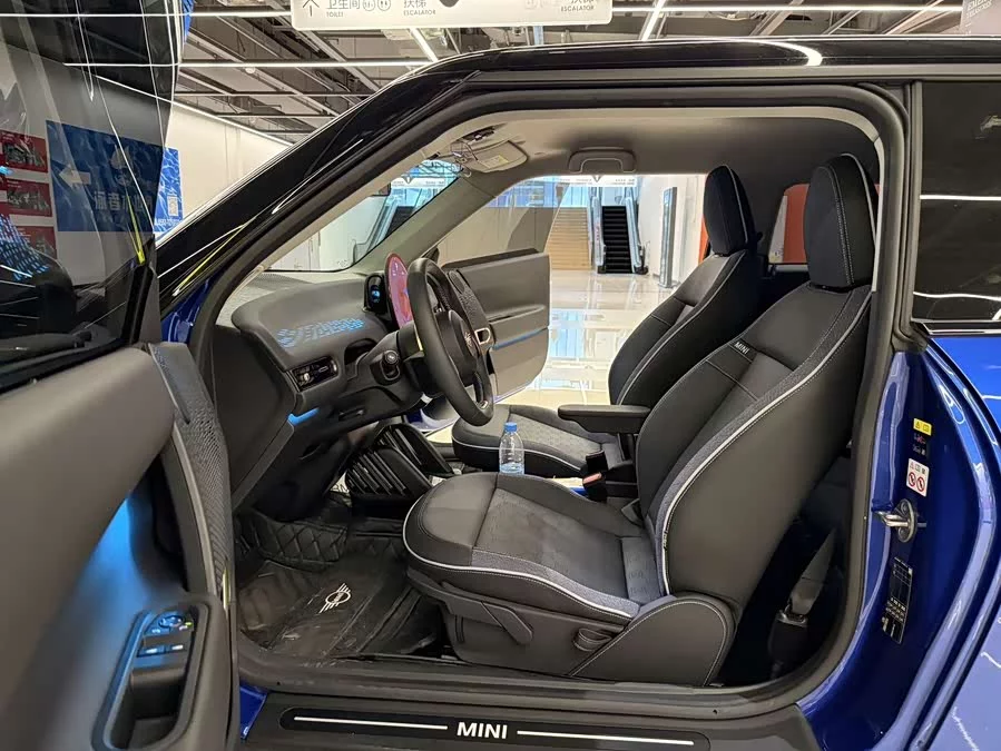 MINI electric  COOPER
