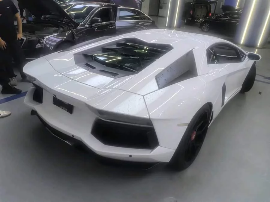 Lamborghini Aventador