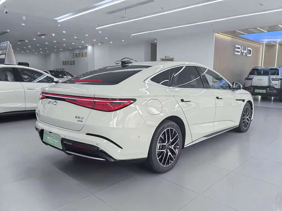 BYD seal 07 DM-i