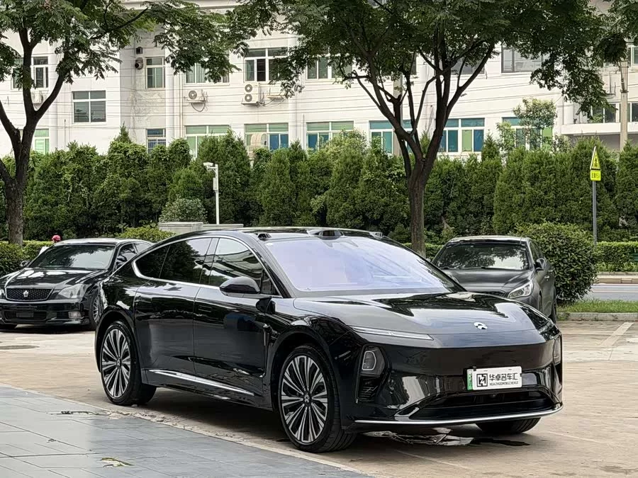 NIO ET9