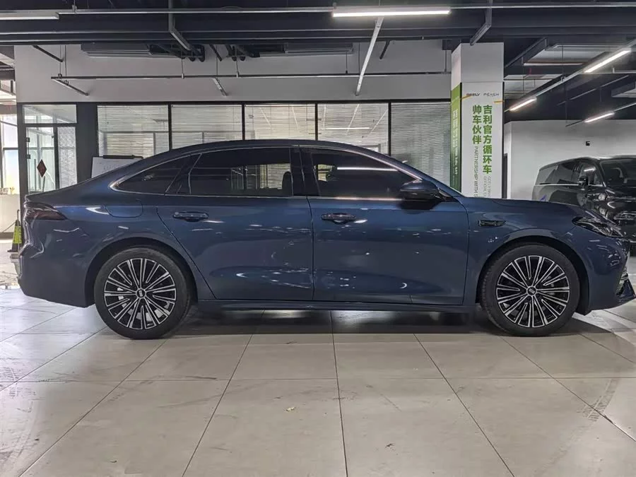 Geely Galaxy A7 EM