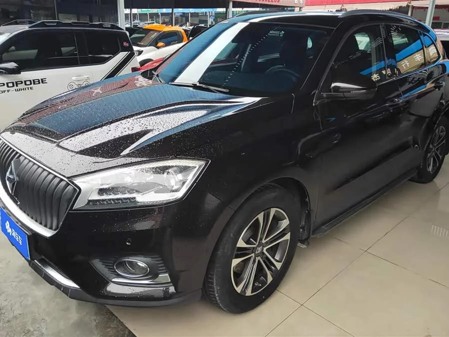Borgward BX7