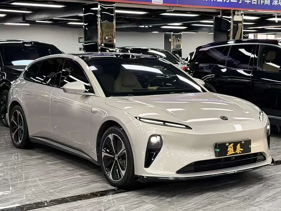 NIO ET5T